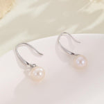 Load image into Gallery viewer, drop pearl earrings
